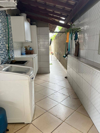 Imagem Casa com 2 Quartos à Venda, 120 m² em Goiabal - Pindamonhangaba