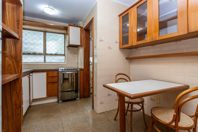 Imagem Apartamento com 3 Quartos à Venda, 124 m² em Petrópolis - Porto Alegre Imagem Apartamento com 3 Quartos à Venda, 124 m² em Petrópolis - Porto Alegre