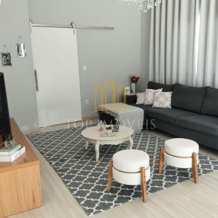 Imagem Casa com 3 Quartos à Venda, 295 m² em Alta Vista - Caçapava