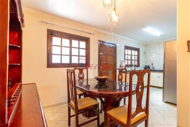 Imagem Casa com 3 Quartos à Venda, 201 m² em Vila Linda - Santo André