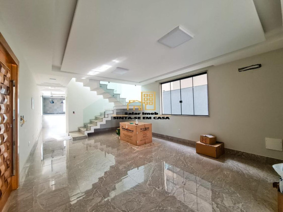 Imagem Casa com 3 Quartos à Venda, 307 m² em Jardim Belvedere - Volta Redonda