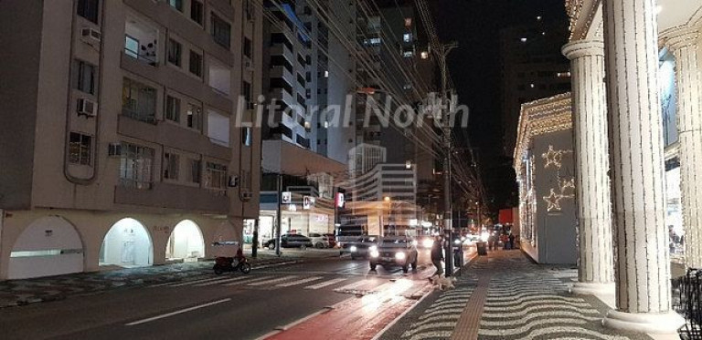 Apartamento com 2 Quartos à Venda, 80 m² em Centro - Balneário Camboriú