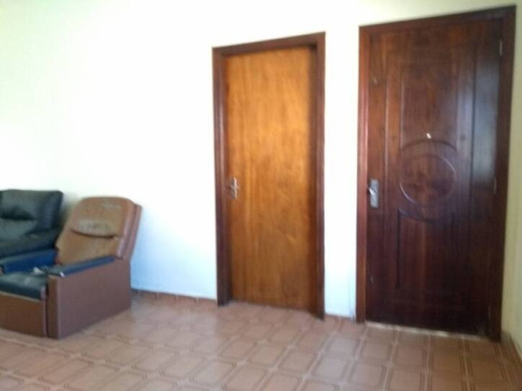 Imagem Casa com 3 Quartos à Venda, 200 m² em Vila São José - Taubaté