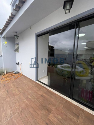 Imagem Casa com 3 Quartos à Venda, 196 m² em Rio Hern - Schroeder