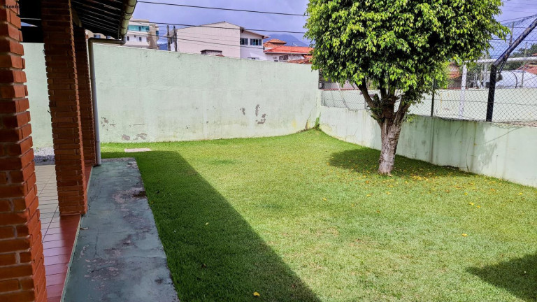 Imagem Apartamento com 2 Quartos à Venda, 51 m² em Centro - Peruíbe