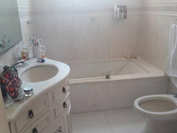 Imagem Casa com 6 Quartos à Venda, 400 m² em Jardim Botânico - Rio De Janeiro Imagem Casa com 6 Quartos à Venda, 400 m² em Jardim Botânico - Rio De Janeiro