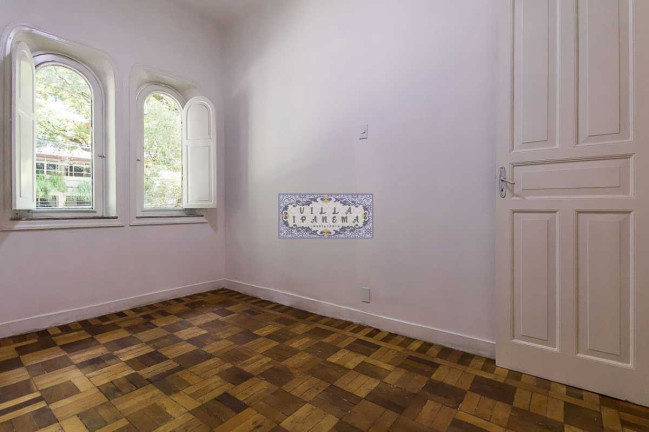 Imagem Imóvel com 3 Quartos à Venda, 170 m² em Tijuca - Rio De Janeiro Imagem Imóvel com 3 Quartos à Venda, 170 m² em Tijuca - Rio De Janeiro