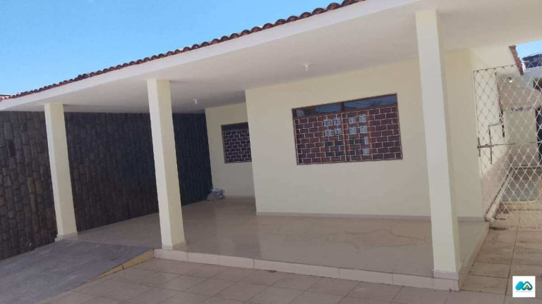 Imagem Casa com 4 Quartos à Venda, 270 m² em Antares - Maceió Imagem Casa com 4 Quartos à Venda, 270 m² em Antares - Maceió