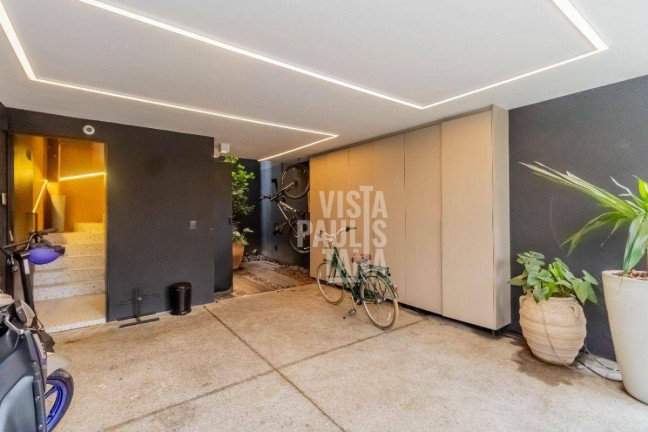 Imagem Casa com 1 Quarto à Venda, 138 m² em Vila Nova Conceição - São Paulo Imagem Casa com 1 Quarto à Venda, 138 m² em Vila Nova Conceição - São Paulo