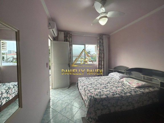 Imagem Apartamento com 8 Quartos à Venda, 348 m² em Centro - Penha Imagem Apartamento com 8 Quartos à Venda, 348 m² em Centro - Penha