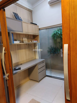 Imagem Casa com 3 Quartos à Venda, 239 m² Imagem Casa com 3 Quartos à Venda, 239 m²