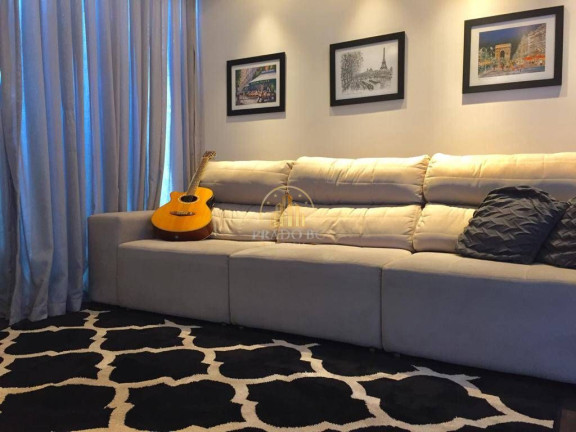 Imagem Sobrado com 3 Quartos à Venda, 210 m² em Centro - Balneário Camboriú Imagem Sobrado com 3 Quartos à Venda, 210 m² em Centro - Balneário Camboriú