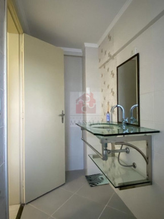Imagem Apartamento com 1 Quarto à Venda, 40 m² em Centro - Porto Alegre Imagem Apartamento com 1 Quarto à Venda, 40 m² em Centro - Porto Alegre