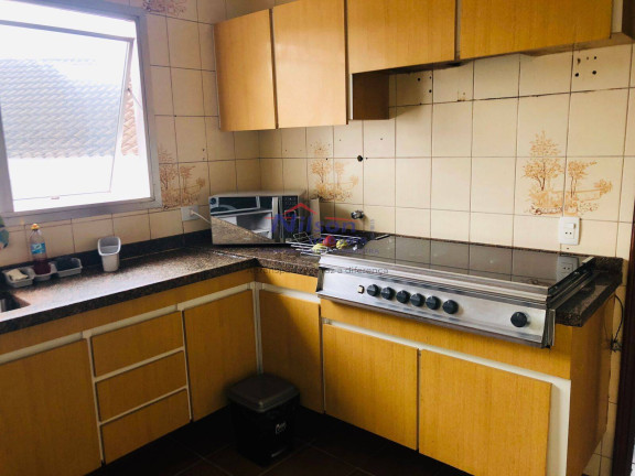 Imagem Casa com 4 Quartos à Venda, 485 m² em Vila Rosália - Guarulhos Imagem Casa com 4 Quartos à Venda, 485 m² em Vila Rosália - Guarulhos