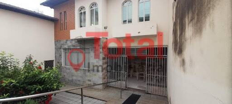 Imagem Casa com 3 Quartos à Venda, 300 m² em Centro - Coronel Fabriciano Imagem Casa com 3 Quartos à Venda, 300 m² em Centro - Coronel Fabriciano