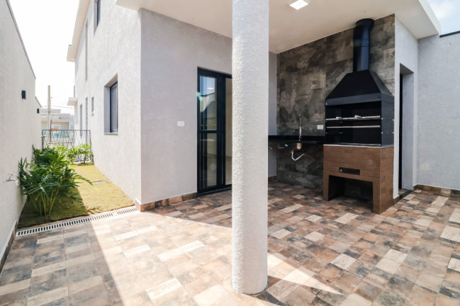 Imagem Casa com 3 Quartos à Venda, 200 m² em Villas Do Jaguari - Santana De Parnaíba Imagem Casa com 3 Quartos à Venda, 200 m² em Villas Do Jaguari - Santana De Parnaíba