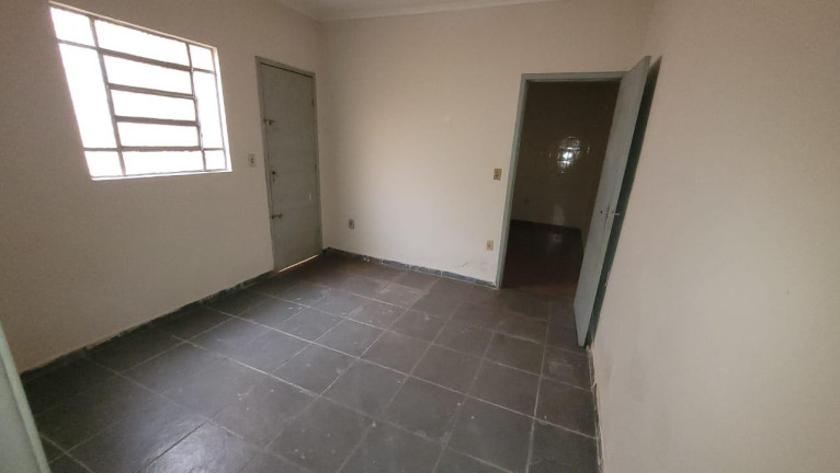Imagem Casa com 3 Quartos à Venda, 135 m² em Vila Maria Luiza - Ribeirão Preto Imagem Casa com 3 Quartos à Venda, 135 m² em Vila Maria Luiza - Ribeirão Preto
