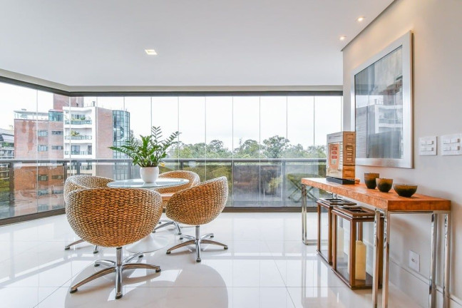Apartamento com 1 Quarto à Venda, 244 m² em Vila Nova Conceição - São Paulo
