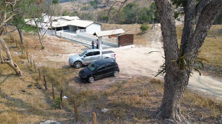 Imagem Chácara com 2 Quartos à Venda, 110.000 m² em Florestal Imagem Chácara com 2 Quartos à Venda, 110.000 m² em Florestal