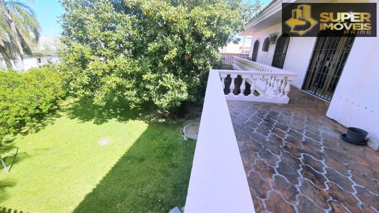 Imagem Casa com 5 Quartos à Venda, 2.200 m² em Centro - Pelotas