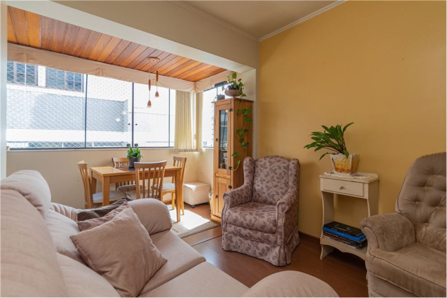 Imagem Apartamento com 2 Quartos à Venda, 62 m² em Petrópolis - Porto Alegre Imagem Apartamento com 2 Quartos à Venda, 62 m² em Petrópolis - Porto Alegre