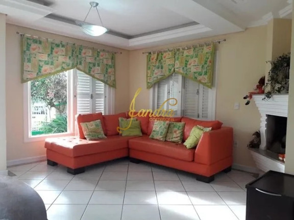 Imagem Casa com 4 Quartos à Venda, 256 m² em Centro - Xangri-la Imagem Casa com 4 Quartos à Venda, 256 m² em Centro - Xangri-la