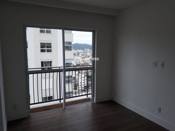 Imagem Imóvel com 3 Quartos à Venda, 123 m² em Centro - Balneário Camboriú Imagem Imóvel com 3 Quartos à Venda, 123 m² em Centro - Balneário Camboriú