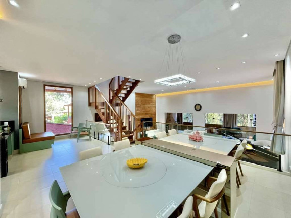 Imagem Casa com 4 Quartos à Venda, 1.400 m² em Chácara Dos Lagos - Carapicuíba Imagem Casa com 4 Quartos à Venda, 1.400 m² em Chácara Dos Lagos - Carapicuíba