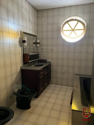 Imagem Casa com 4 Quartos à Venda, 280 m² em Balneário - Florianópolis Imagem Casa com 4 Quartos à Venda, 280 m² em Balneário - Florianópolis