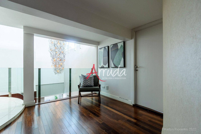 Imagem Imóvel com 3 Quartos à Venda, 544 m² em Centro - Cascavel Imagem Imóvel com 3 Quartos à Venda, 544 m² em Centro - Cascavel