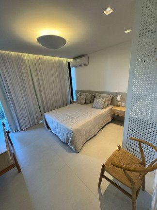 Imagem Casa de Condomínio com 7 Quartos à Venda, 1.900 m² em Centro - Mangaratiba