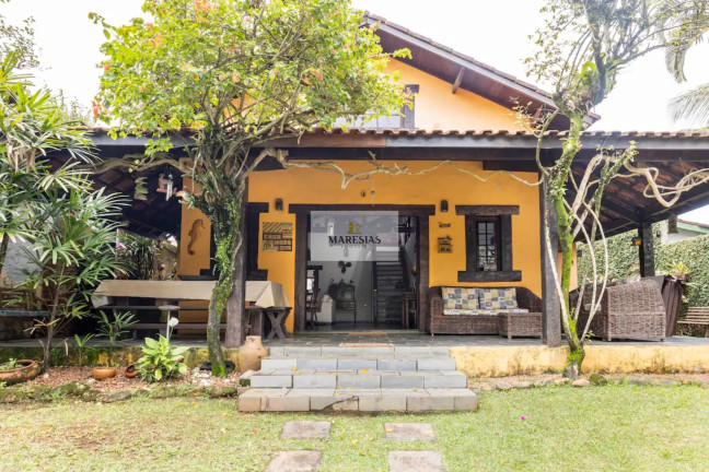 Imagem Casa com 4 Quartos à Venda, 150 m² em Maresias - São Sebastião Imagem Casa com 4 Quartos à Venda, 150 m² em Maresias - São Sebastião