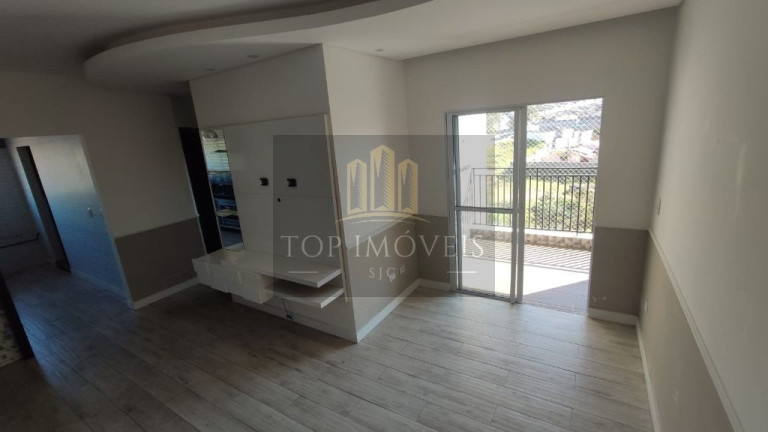 Imagem Apartamento com 2 Quartos para Alugar, 74 m² em Jardim Coleginho - Jacareí