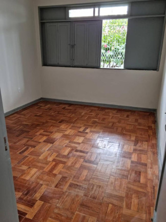 Imagem Casa com 3 Quartos à Venda, 224 m² em Getúlio Vargas - Aracaju Imagem Casa com 3 Quartos à Venda, 224 m² em Getúlio Vargas - Aracaju