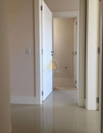 Imagem Sobrado com 3 Quartos à Venda, 185 m² em Centro - Balneário Camboriú Imagem Sobrado com 3 Quartos à Venda, 185 m² em Centro - Balneário Camboriú