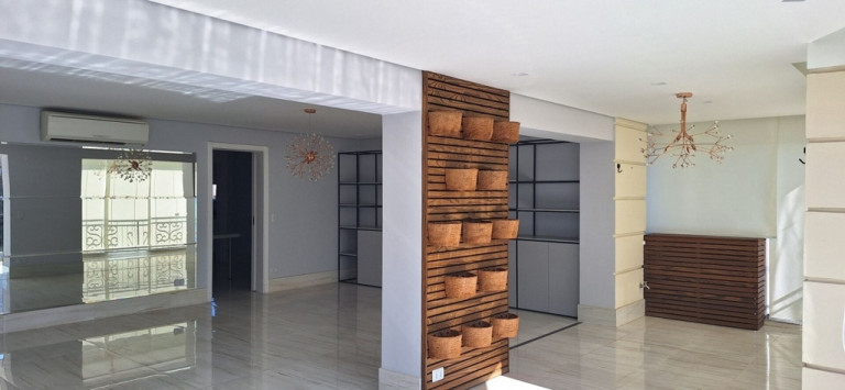 Imagem Imóvel com 4 Quartos à Venda, em Vila Suzana - São Paulo Imagem Imóvel com 4 Quartos à Venda, em Vila Suzana - São Paulo