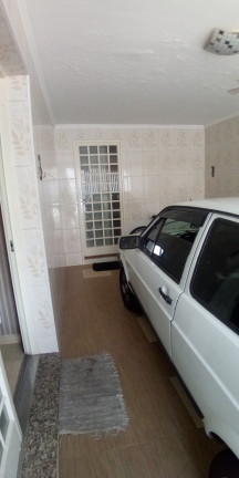 Imagem Casa com 4 Quartos à Venda, 202 m² em São Benedito - Guaratinguetá