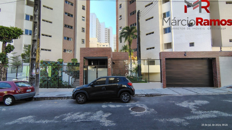 Imagem Imóvel com 4 Quartos à Venda, 136 m² em Cocó - Fortaleza Imagem Imóvel com 4 Quartos à Venda, 136 m² em Cocó - Fortaleza