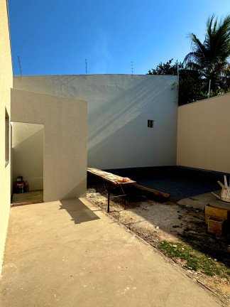 Imagem Casa com 3 Quartos à Venda, 210 m² em Santa Rosa - Cuiabá Imagem Casa com 3 Quartos à Venda, 210 m² em Santa Rosa - Cuiabá