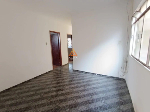 Imagem Casa com 3 Quartos à Venda, 385 m² Imagem Casa com 3 Quartos à Venda, 385 m²