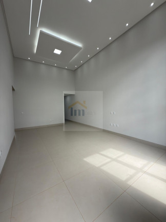 Imagem Casa com 3 Quartos à Venda, 182 m² em Residencial Barravento - Goiânia