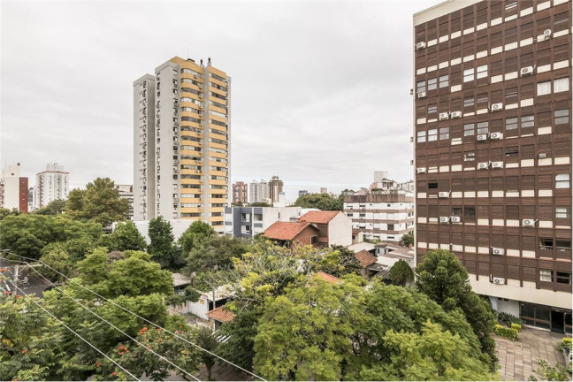 Imagem Imóvel com 4 Quartos à Venda, em Menino Deus - Porto Alegre Imagem Imóvel com 4 Quartos à Venda, em Menino Deus - Porto Alegre