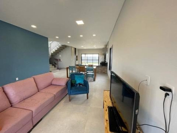 Imagem Casa com 4 Quartos à Venda, 223 m² em Parque Residencial Maria Elmira - Caçapava Imagem Casa com 4 Quartos à Venda, 223 m² em Parque Residencial Maria Elmira - Caçapava