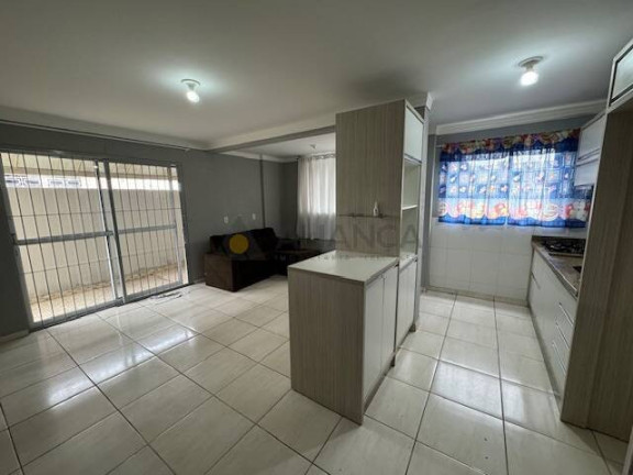 Imagem Apartamento com 2 Quartos para Alugar, 70 m² em Centro - Navegantes