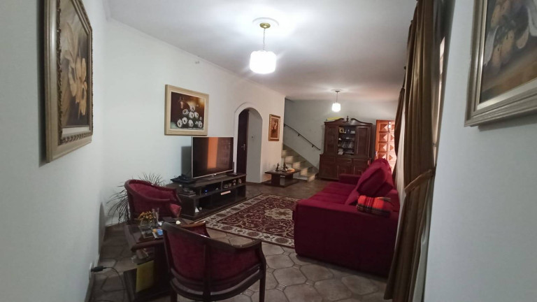 Imagem Sobrado com 3 Quartos à Venda, 221 m² em Piraporinha - Diadema Imagem Sobrado com 3 Quartos à Venda, 221 m² em Piraporinha - Diadema