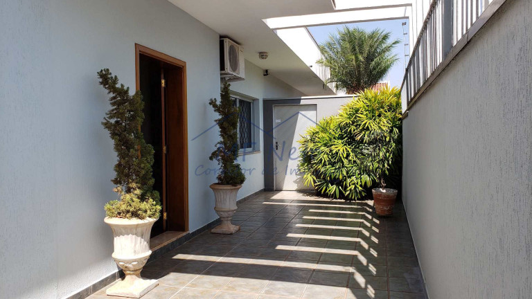 Imagem Casa com 4 Quartos à Venda, 1.320 m² em Centro - Pirassununga Imagem Casa com 4 Quartos à Venda, 1.320 m² em Centro - Pirassununga