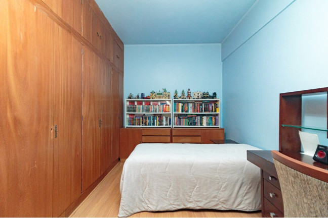 Imagem Apartamento com 3 Quartos à Venda, 144 m² em Rio Branco - Porto Alegre Imagem Apartamento com 3 Quartos à Venda, 144 m² em Rio Branco - Porto Alegre
