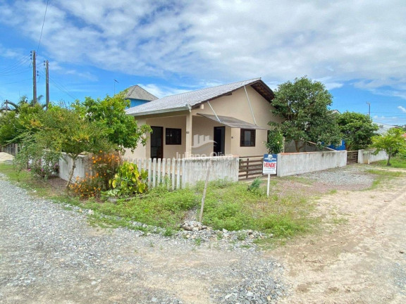 Imagem Casa com 2 Quartos à Venda, 64 m² em Barra Do Sai - Itapoá
