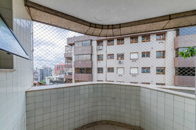 Imagem Imóvel com 4 Quartos à Venda, 266 m² em Petrópolis - Porto Alegre Imagem Imóvel com 4 Quartos à Venda, 266 m² em Petrópolis - Porto Alegre