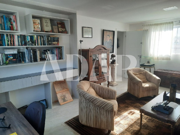 Imagem Casa com 4 Quartos à Venda, 212 m² em Vargem Grande - Rio De Janeiro